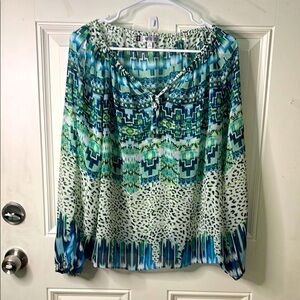 EUC Women’s Jennifer Lopez Graphic Tie Front Cold Shoulder Blouse